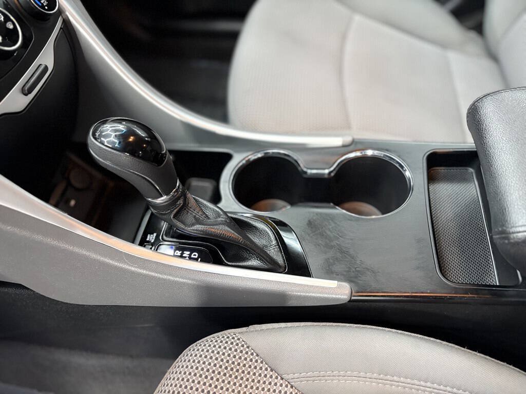 Used 2014 Hyundai Sonata GLS FWD image 18