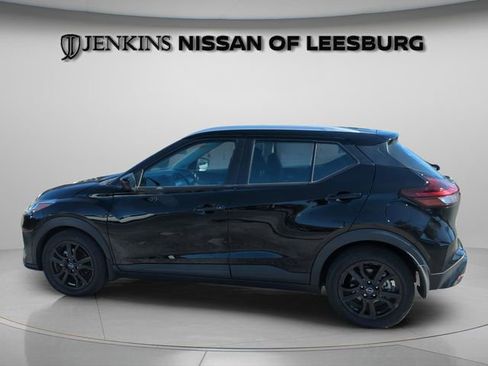 Certified 2023 Nissan Kicks SV image 7