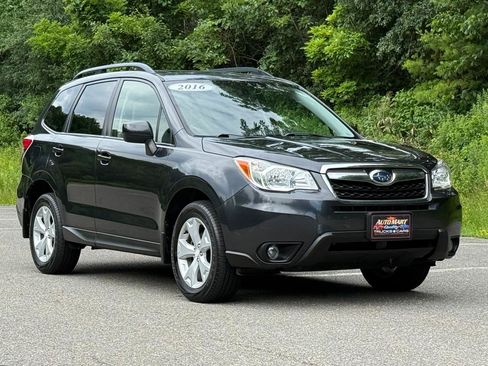 Used 2016 Subaru Forester 2.5i Premium AWD/4WD image 5