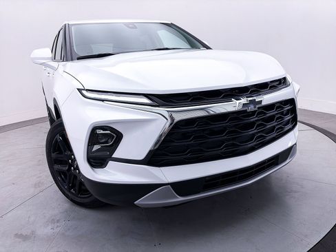 Used 2024 Chevrolet Blazer LT FWD image 6