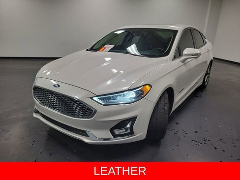 Used 2019 Ford Fusion Titanium image 5