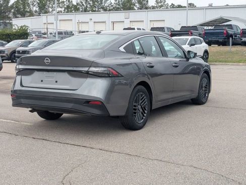 New 2026 Nissan Sentra SV w/ SV Convenience Package FWD image 3