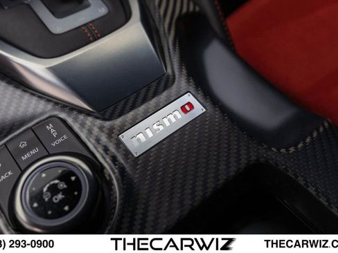 Used 2018 Nissan GT-R NISMO AWD/4WD image 82