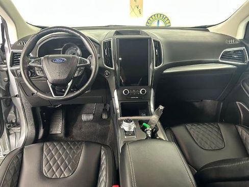 Certified 2024 Ford Edge Titanium AWD/4WD image 7