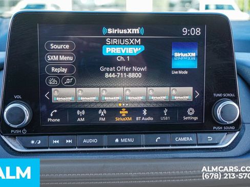 Used 2024 Nissan Rogue SV FWD image 37