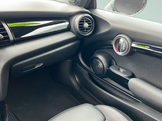 Used 2017 MINI Cooper S FWD image 13