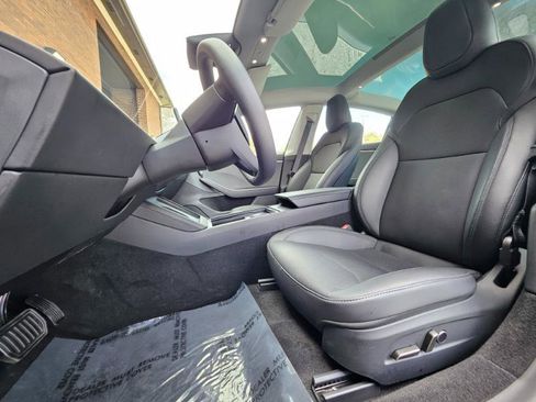 Used 2025 Tesla Model 3 Long Range image 30