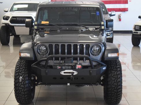 Used 2018 Jeep Wrangler Unlimited Sport S AWD/4WD image 8