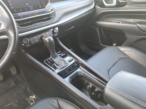 Used 2022 Jeep Compass High Altitude AWD/4WD image 24
