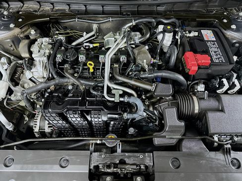 Used 2024 Nissan Altima 2.5 SV image 30