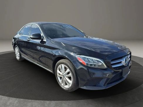 Used 2019 Mercedes-Benz C 300 4MATIC Sedan image 3