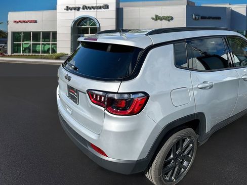New 2026 Jeep Compass Latitude image 7