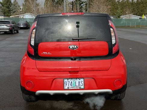 Used 2019 Kia Soul + image 7