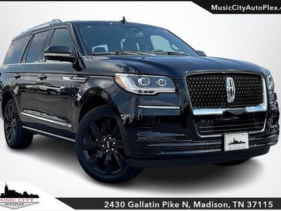 Used 2024 Lincoln Navigator Reserve w/ Monochromatic Package