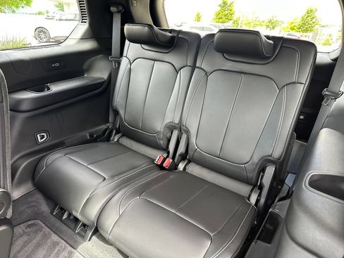 Used 2026 Jeep Grand Cherokee L Limited w/ Limited Altitude Package AWD/4WD image 58