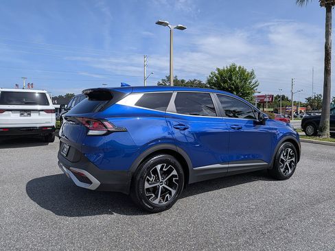 Used 2023 Kia Sportage EX FWD image 3