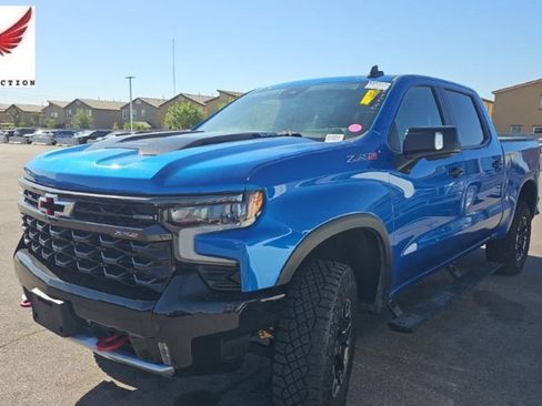 Used 2022 Chevrolet Silverado 1500 ZR2 w/ Technology Package AWD/4WD image 12