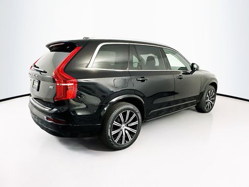 Used 2023 Volvo XC90 B5 Core w/ Protection Package Premier image 9