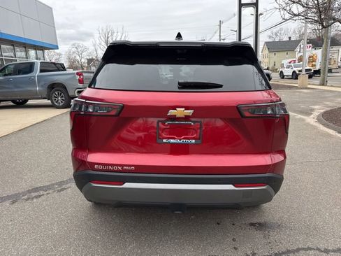 New 2026 Chevrolet Equinox LT w/ Safety and Technology Package image 4