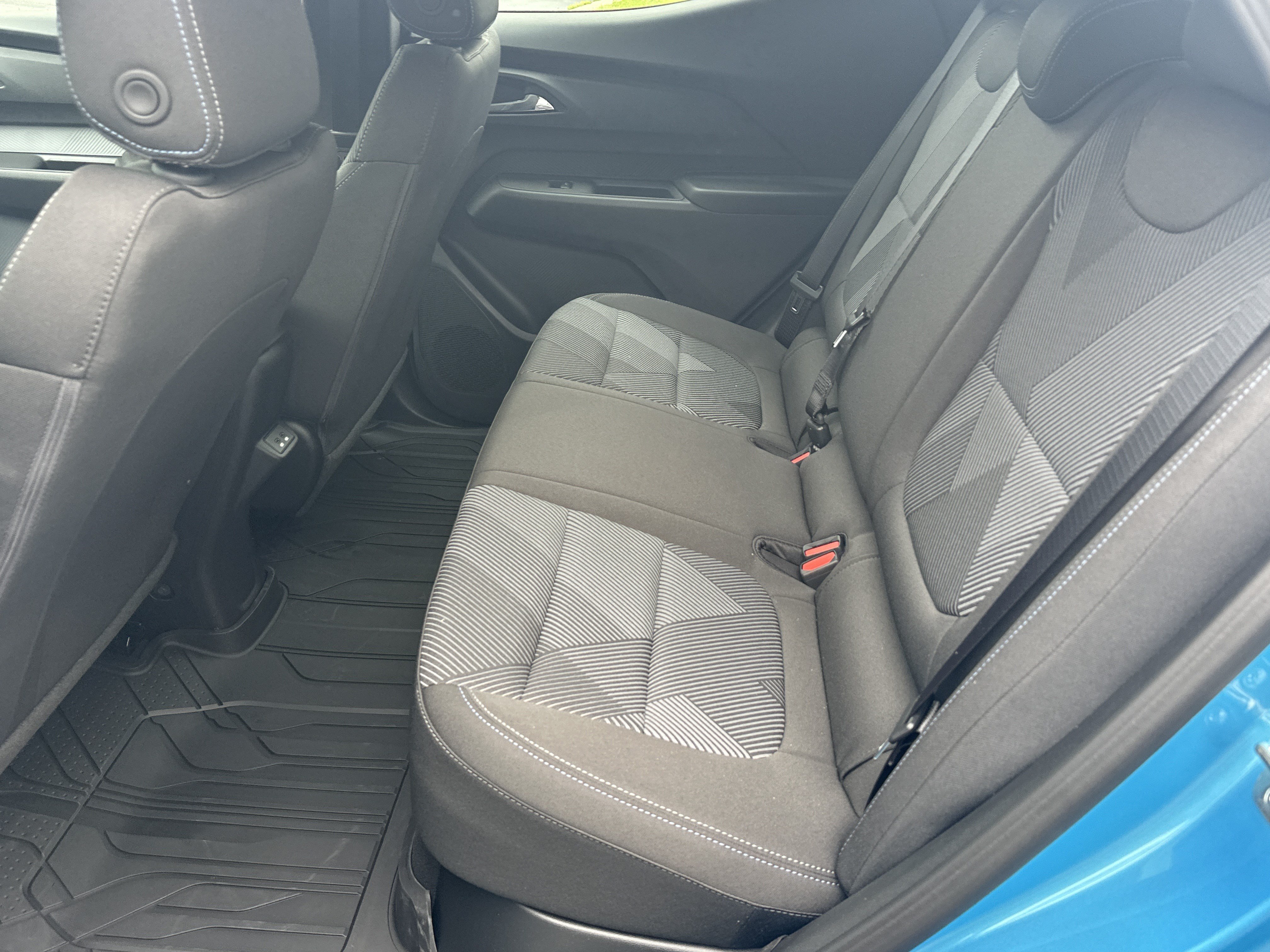 New 2027 Chevrolet Bolt LT FWD image 19
