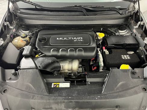 Used 2016 Jeep Cherokee Limited image 20