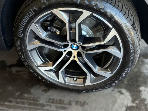 New 2026 BMW X5 xDrive40i w/ Climate Comfort Package image 14