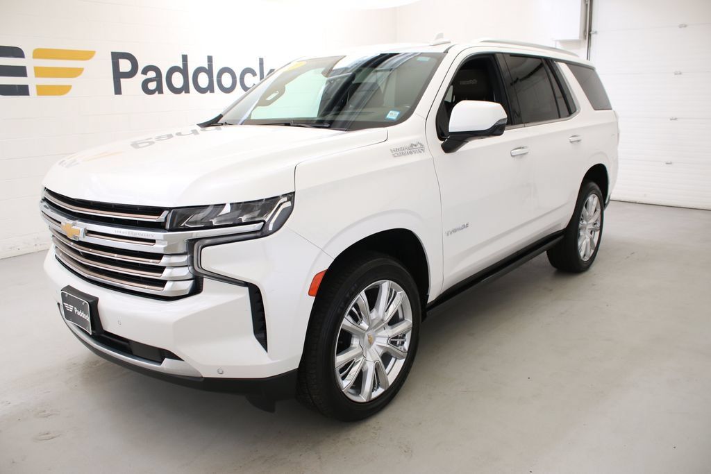 Used 2021 Chevrolet Tahoe High Country w/ Premium Package AWD/4WD image 4