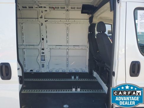 Used 2024 RAM ProMaster 2500 image 24