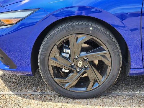 New 2026 Hyundai Elantra Sport FWD image 8
