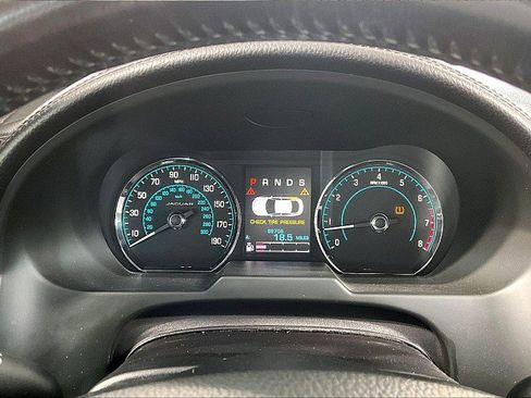 Used 2015 Jaguar XF Portfolio RWD image 19