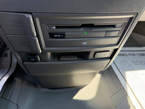Used 2016 Honda Odyssey Touring Elite image 26