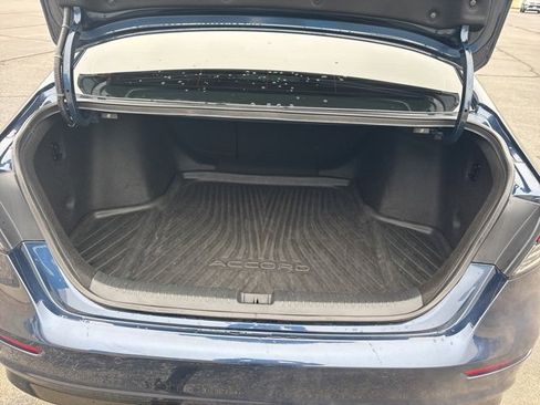 Used 2024 Honda Accord EX-L image 11