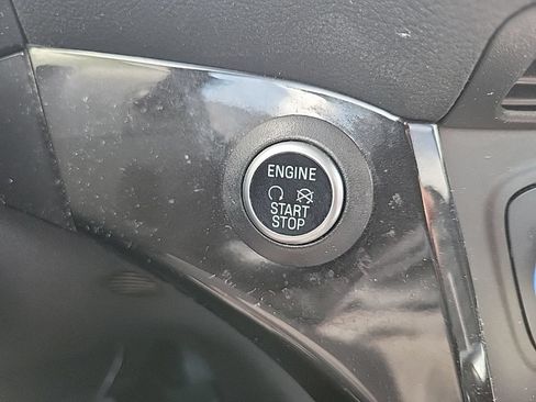 Used 2018 Ford Escape Titanium AWD/4WD image 35