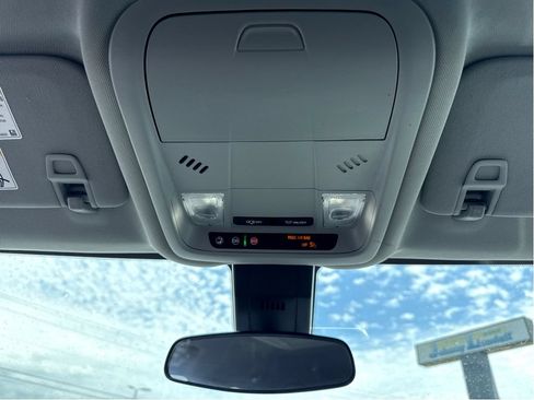 Used 2024 Chevrolet Equinox LT w/ LPO, Floor Liner Package FWD image 23
