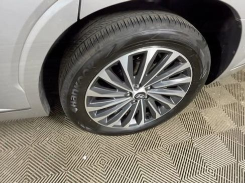 Used 2025 Hyundai Palisade Calligraphy FWD image 17