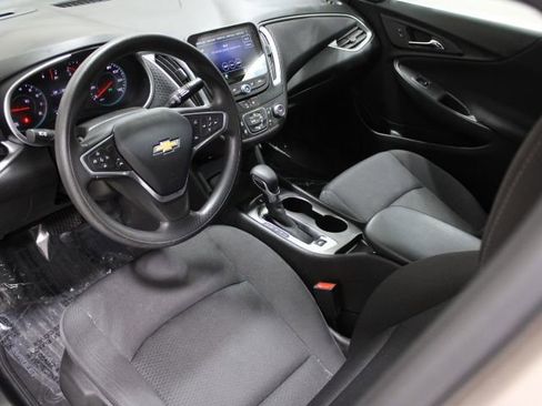 Used 2024 Chevrolet Malibu LS image 40