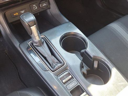 Used 2022 Honda Civic Sport image 14