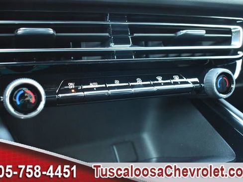 New 2026 Chevrolet Traverse LT w/ Driver Confidence Package image 32