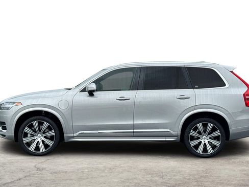 Certified 2023 Volvo XC90 T8 Plus image 7