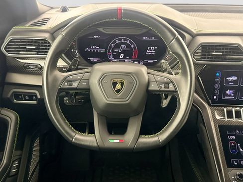 Used 2024 Lamborghini Urus Performante AWD/4WD image 11