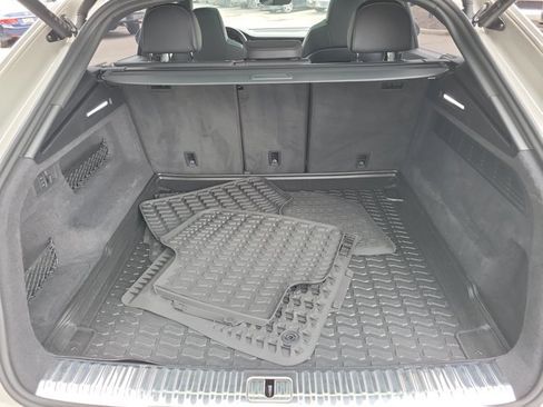 Used 2022 Audi SQ8 Prestige image 5