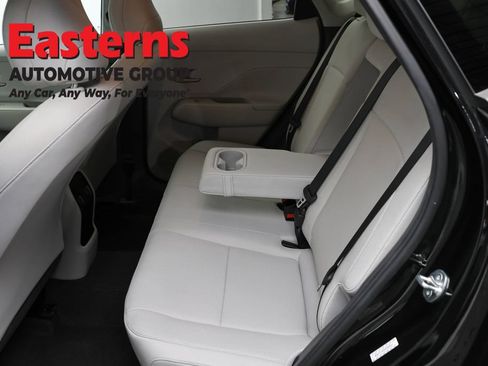 Used 2024 Hyundai Kona SEL FWD image 19