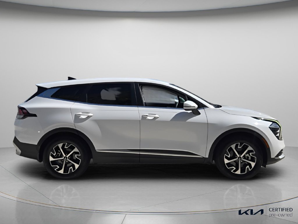 Certified 2024 Kia Sportage EX FWD image 4