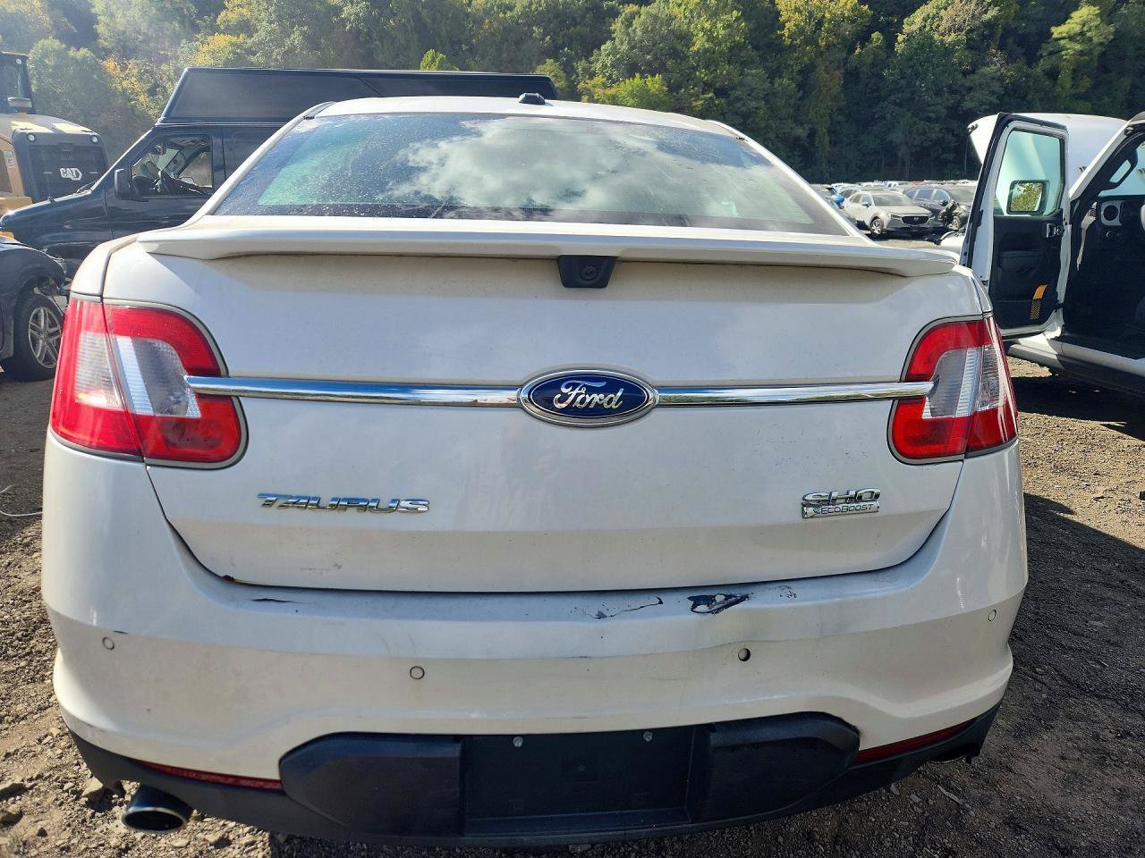Used 2012 Ford Taurus SHO AWD/4WD image 4
