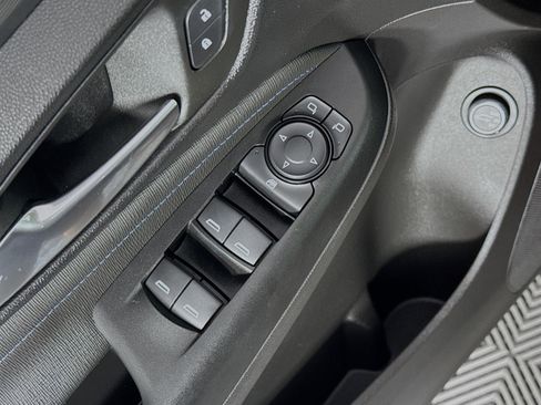 Certified 2024 Buick Envista Sport Touring w/ Convenience I Package image 18