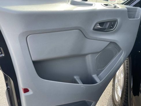 Used 2018 Ford Transit 350 XLT image 16