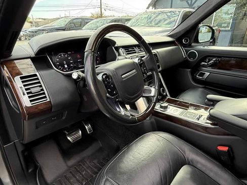 Used 2019 Land Rover Range Rover Autobiography image 5
