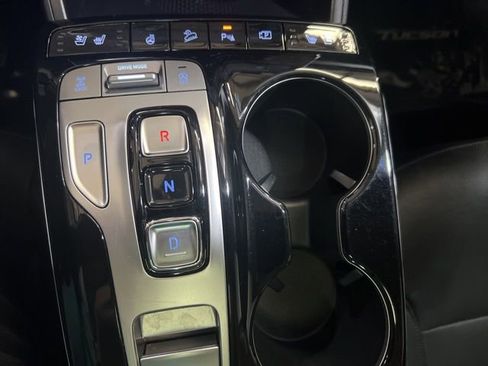 Used 2023 Hyundai Tucson Limited image 32