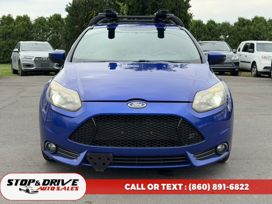 Used 2013 Ford Focus ST FWD image 2