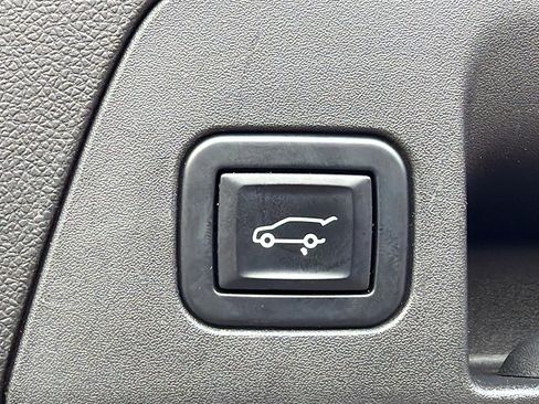 Used 2021 Buick Envision Essence image 13